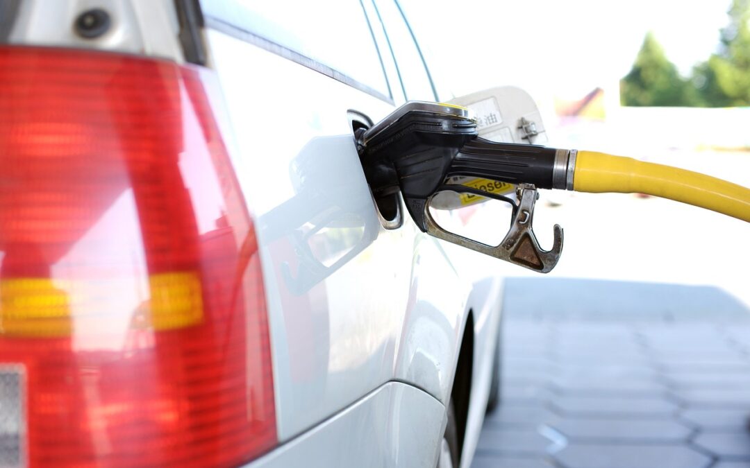 La Agencia Tributaria requiere información a más de 400 gasolineras por el fraude de IVA en el sector de hidrocarburos